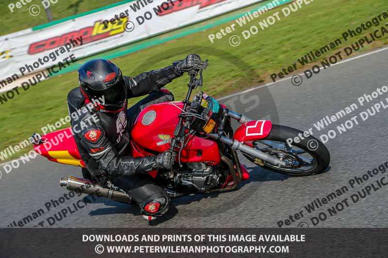 PJ Motorsport Photography 2018;enduro digital images;event digital images;eventdigitalimages;mallory park;mallory park photographs;mallory park trackday;mallory park trackday photographs;no limits trackdays;peter wileman photography;racing digital images;trackday digital images;trackday photos